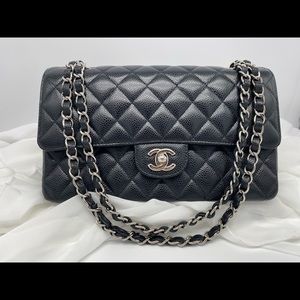 Authentic Chanel Medium Classic Double Flap Caviar Silver Hardware Handbag